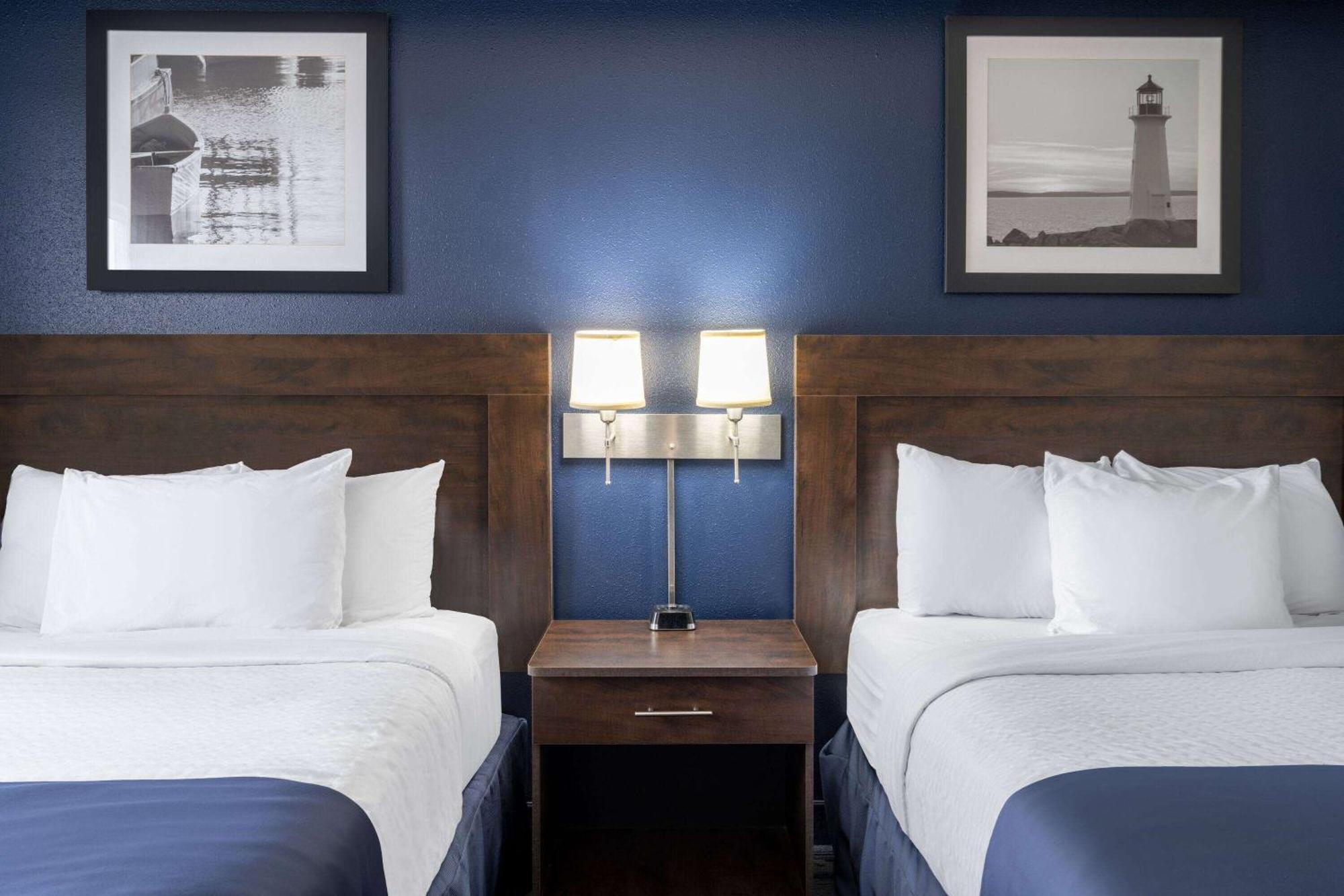 Travelodge Suites By Wyndham Saint John Exterior photo